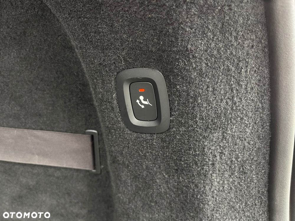 Volvo V90 D5 AWD Geartronic Inscription - 17