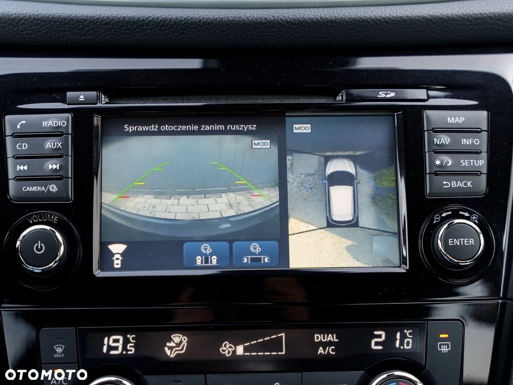 Nissan Qashqai 1.2 DIG-T N-Connecta EU6 - 33