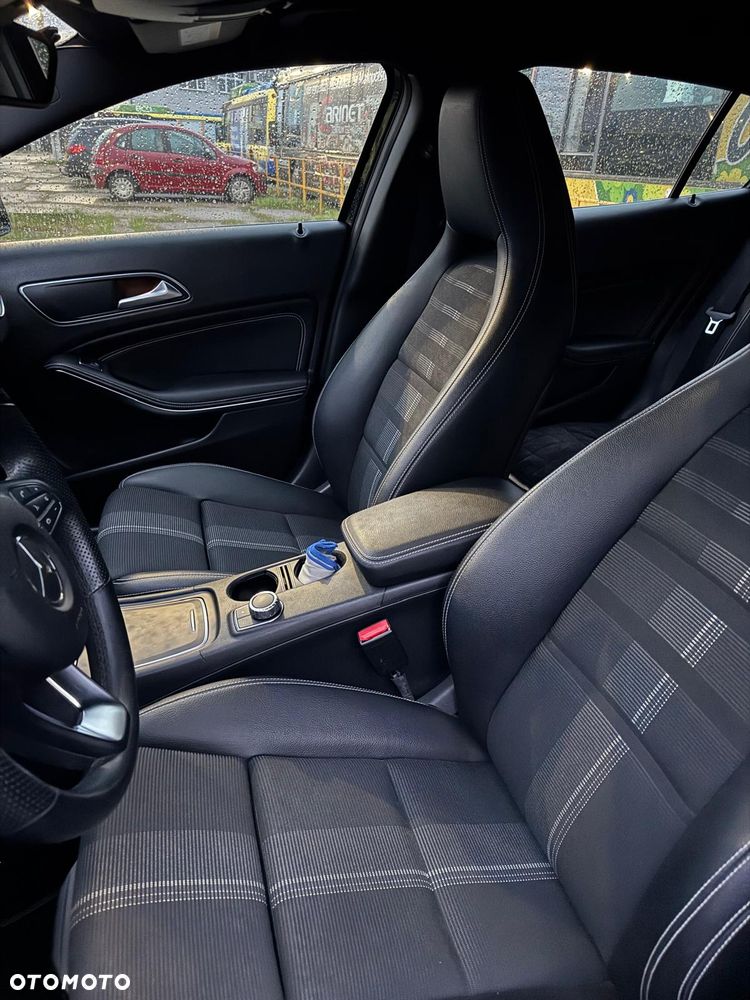 Mercedes-Benz GLA 220 4-Matic - 8