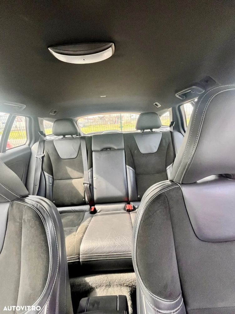 Volvo V60 - 16