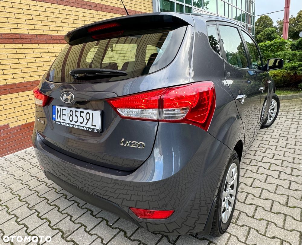 Hyundai i20 - 12