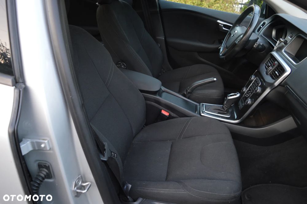 Volvo V40 - 15