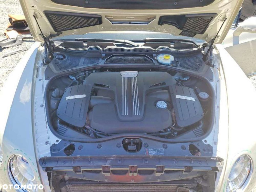 Bentley Continental GT - 11