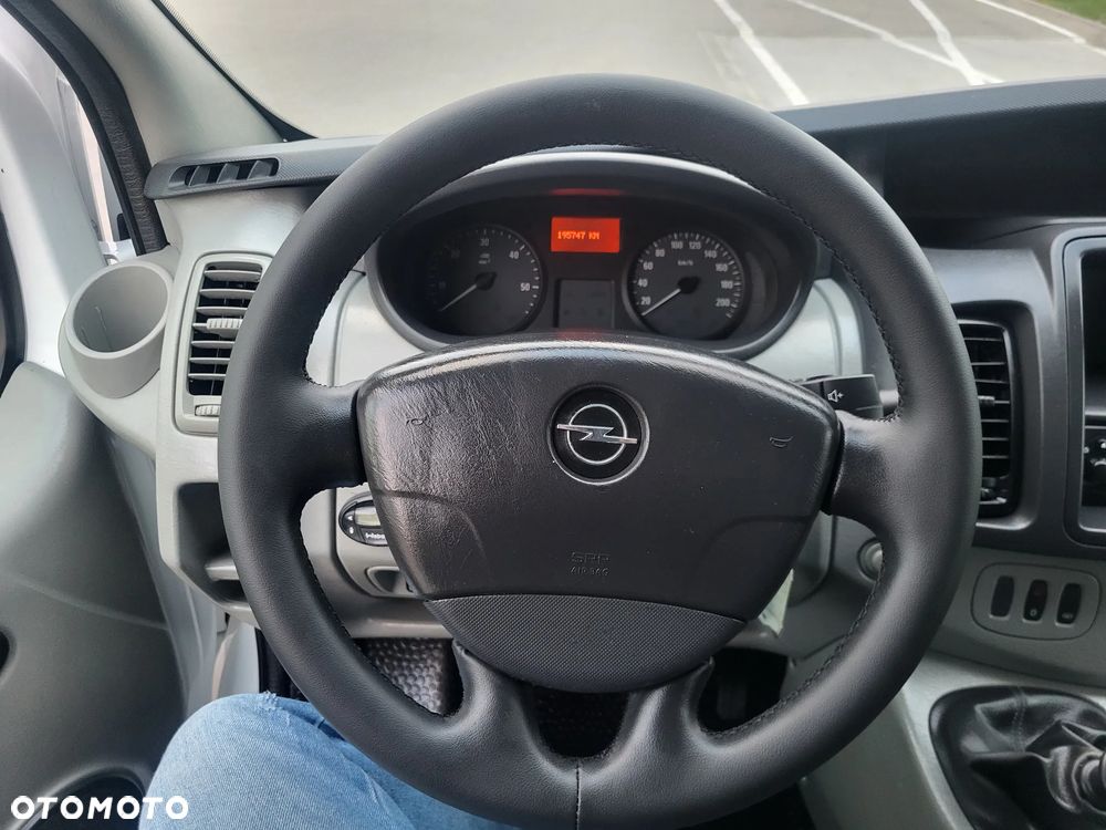 Opel Vivaro - 34