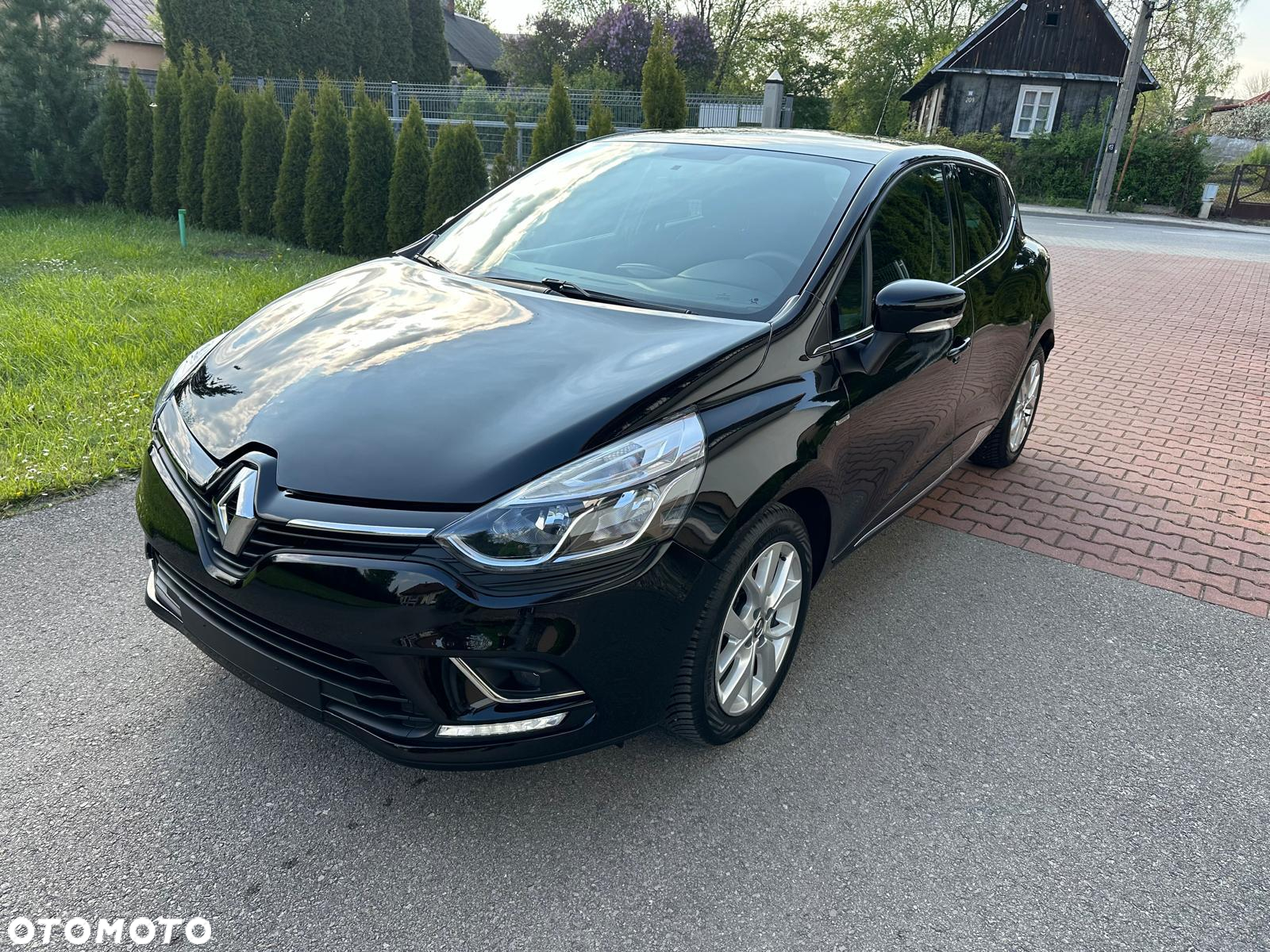 Renault Clio - 2