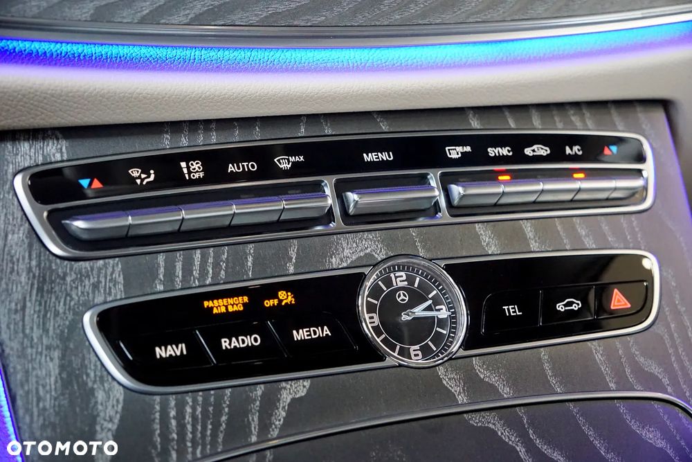 Mercedes-Benz CLS - 38