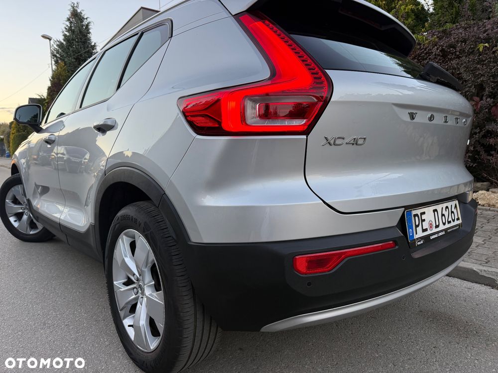 Volvo XC 40 - 32