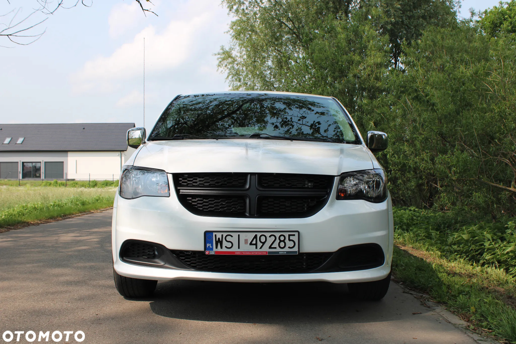 Dodge Grand Caravan - 4