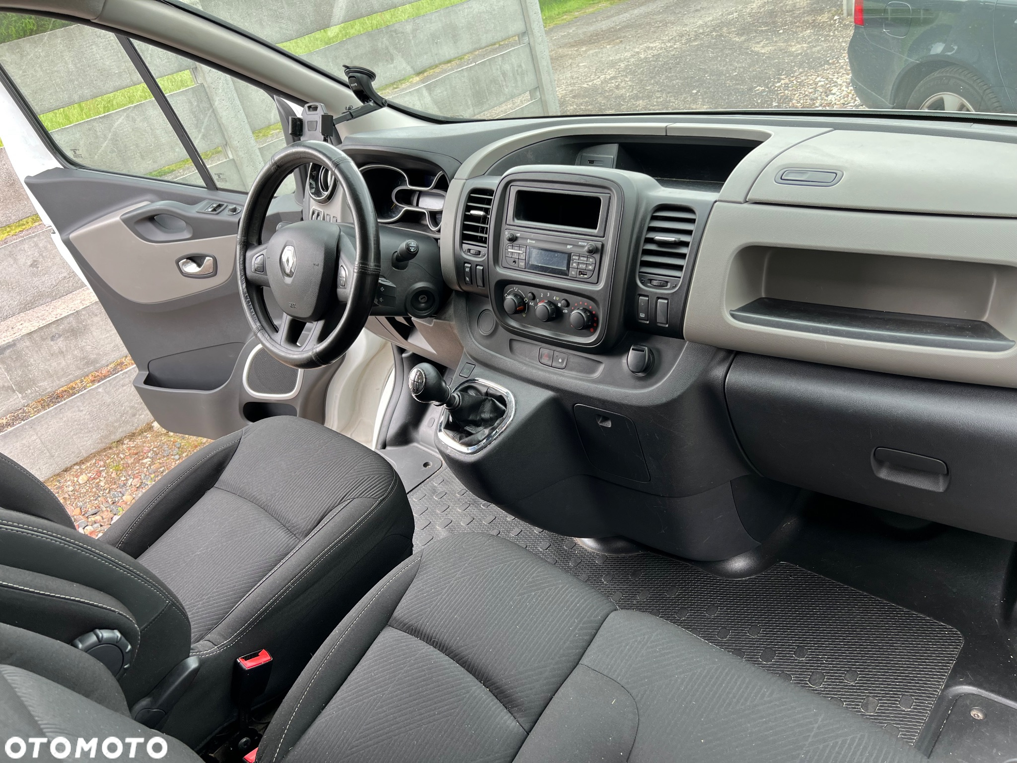 Renault Trafic 1.6 dCi 115 Combi L1H1 Authentique - 12