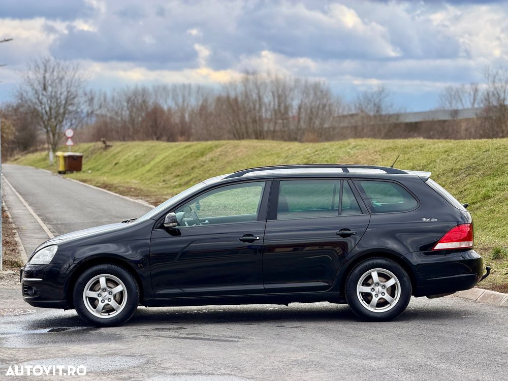 Volkswagen Golf - 2