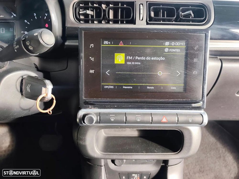 Citroën C3 1.2 PureTech Shine EAT6 - 13