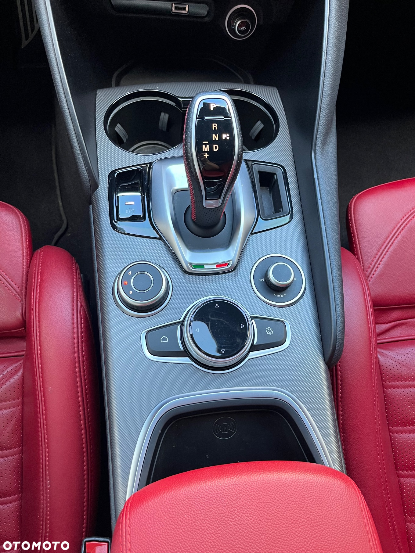 Alfa Romeo Giulia 2.0 Turbo 16V AT8 Veloce Ti - 27