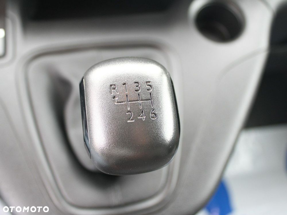 Toyota Proace City - 21