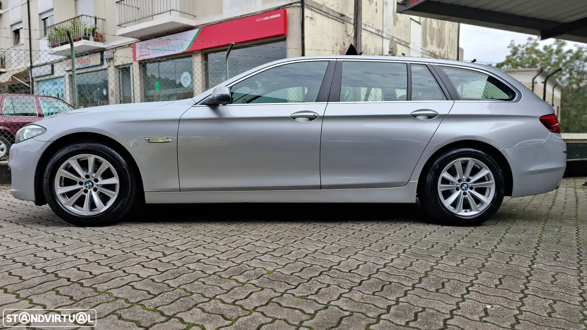 BMW 520 d Line Luxury - 4
