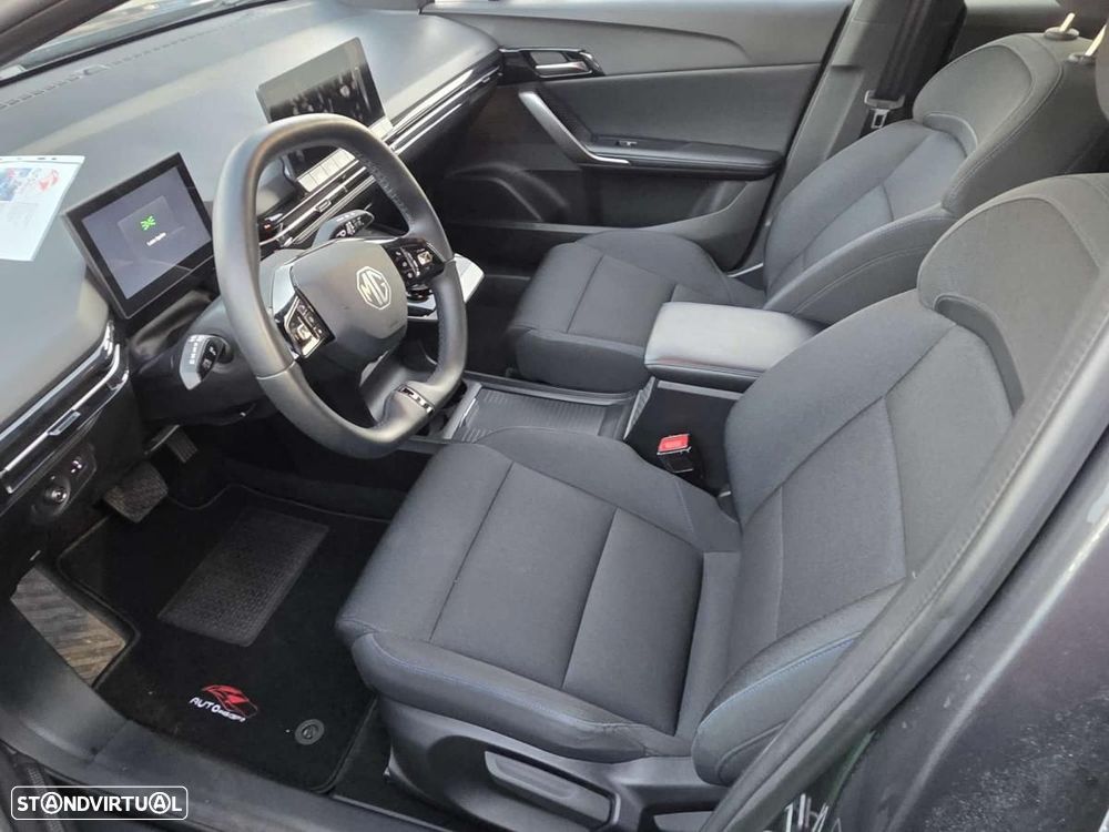 MG MG4 64 kWh Comfort - 17