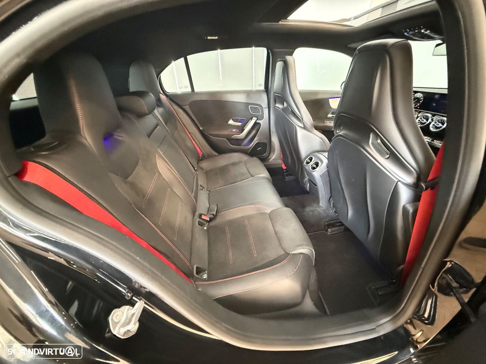 Mercedes-Benz A 35 AMG 4Matic - 10