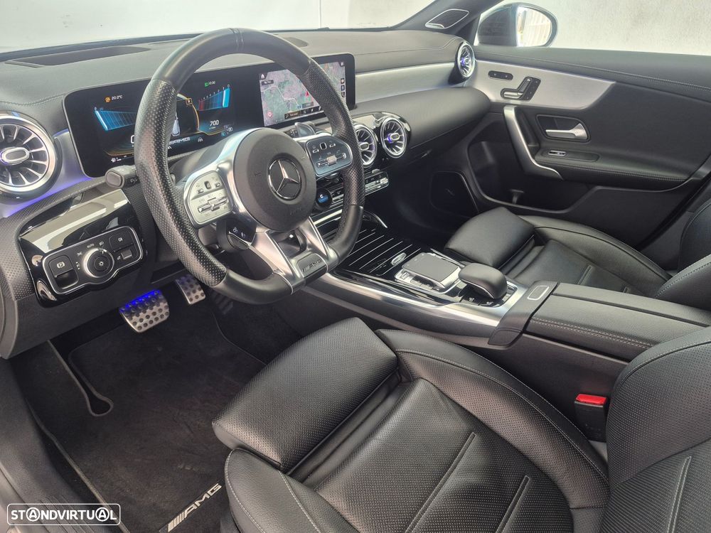 Mercedes-Benz CLA 35 AMG - 19