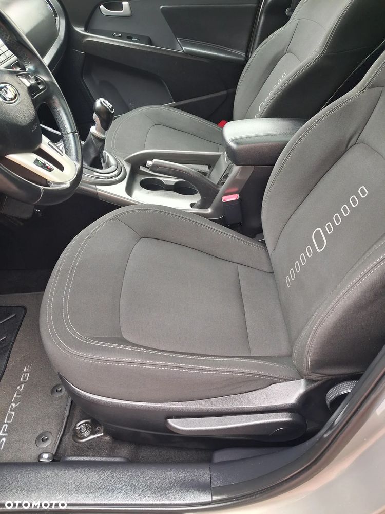 Kia Sportage - 16