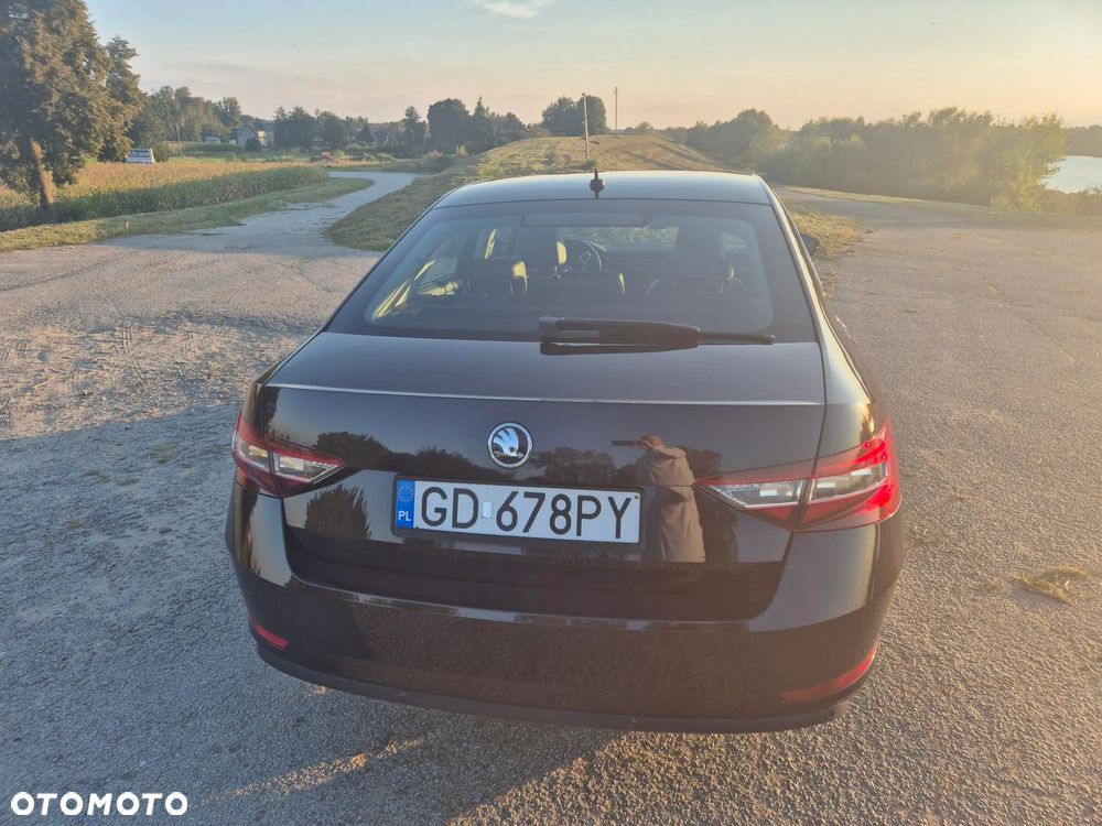 Skoda Superb - 4