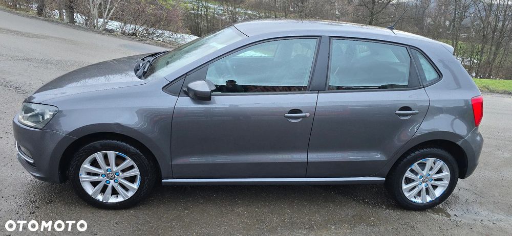 Volkswagen Polo 1.4 TDI (Blue Motion Technology) Comfortline - 19