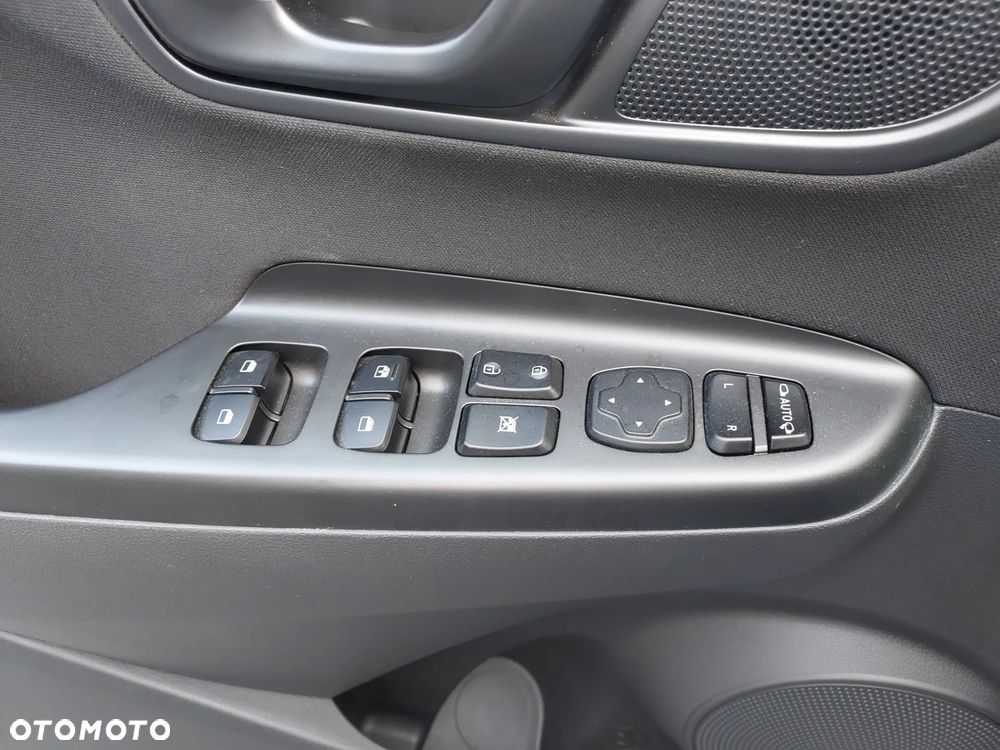 Hyundai Kona - 16