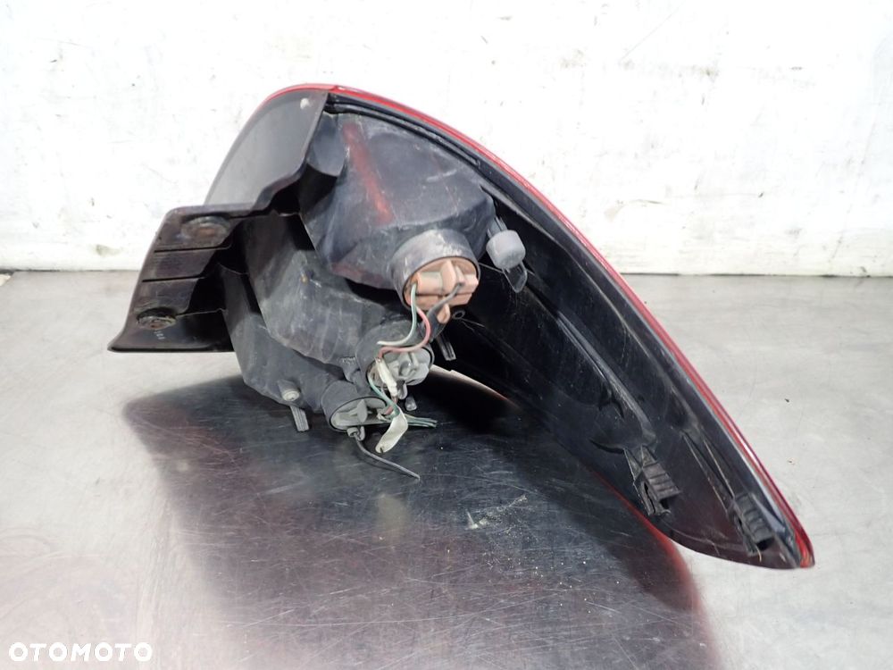 LAMPA LEWA TYLNA SUZUKI SX4 1.6 - 5