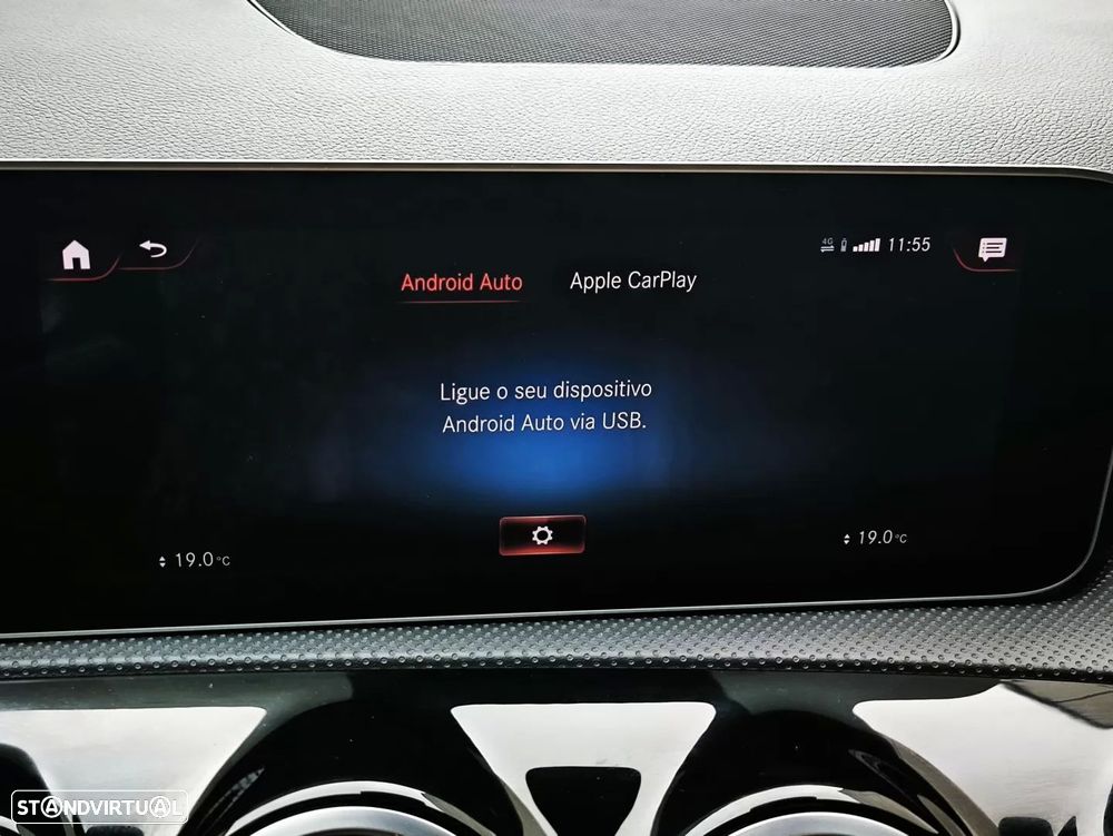 Mercedes-Benz A 250 Limousine e AMG Line - 37