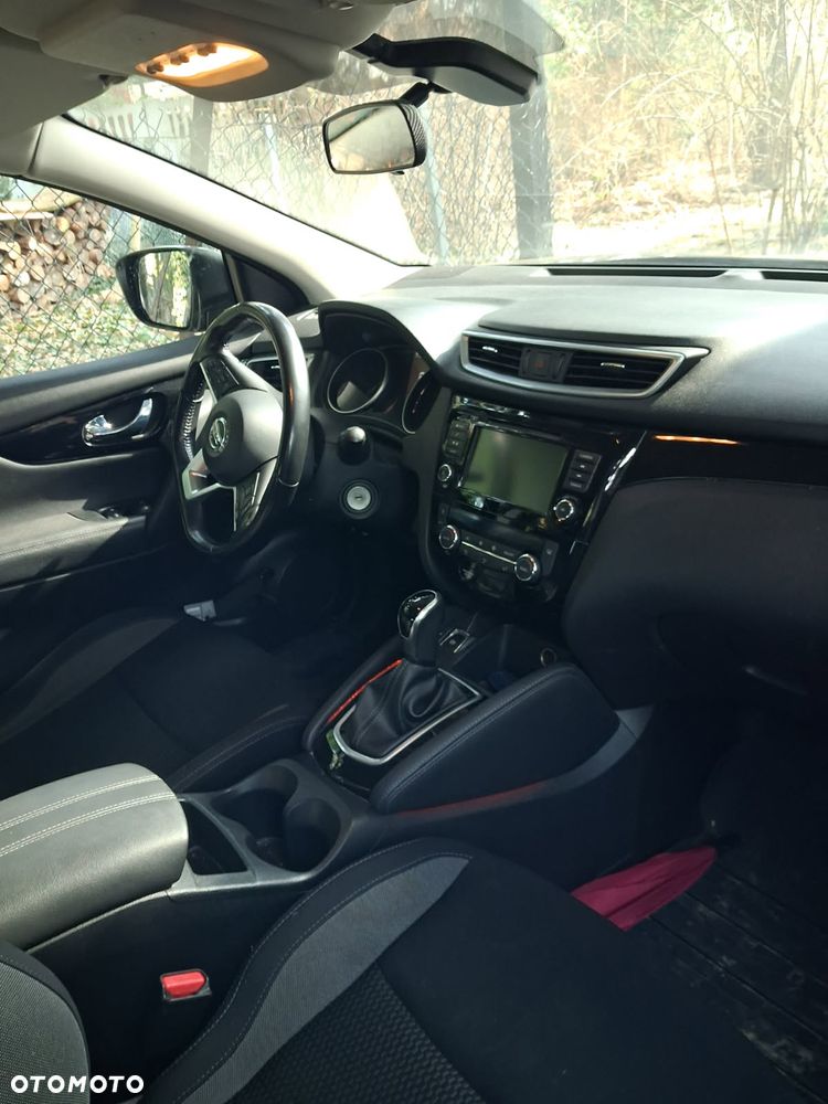 Nissan Qashqai 1.3 DIG-T N-Connecta DCT - 1