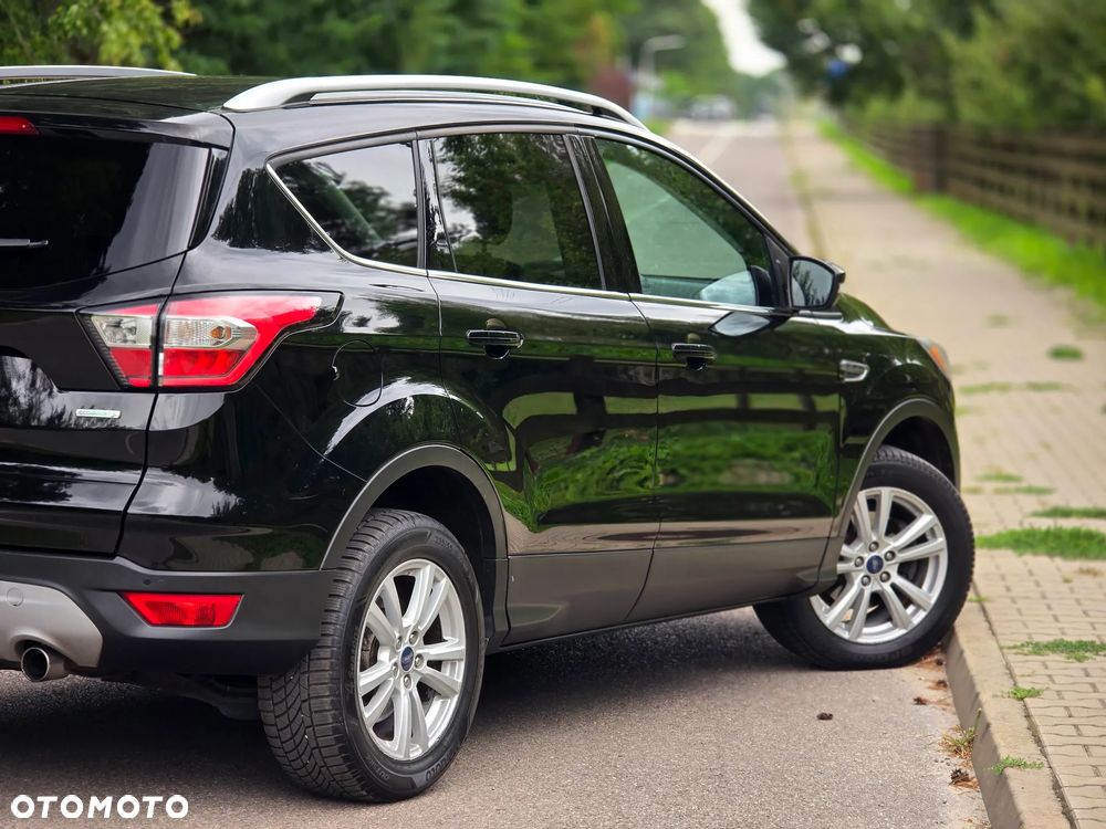 Ford Kuga 1.5 EcoBoost 2x4 Titanium - 41