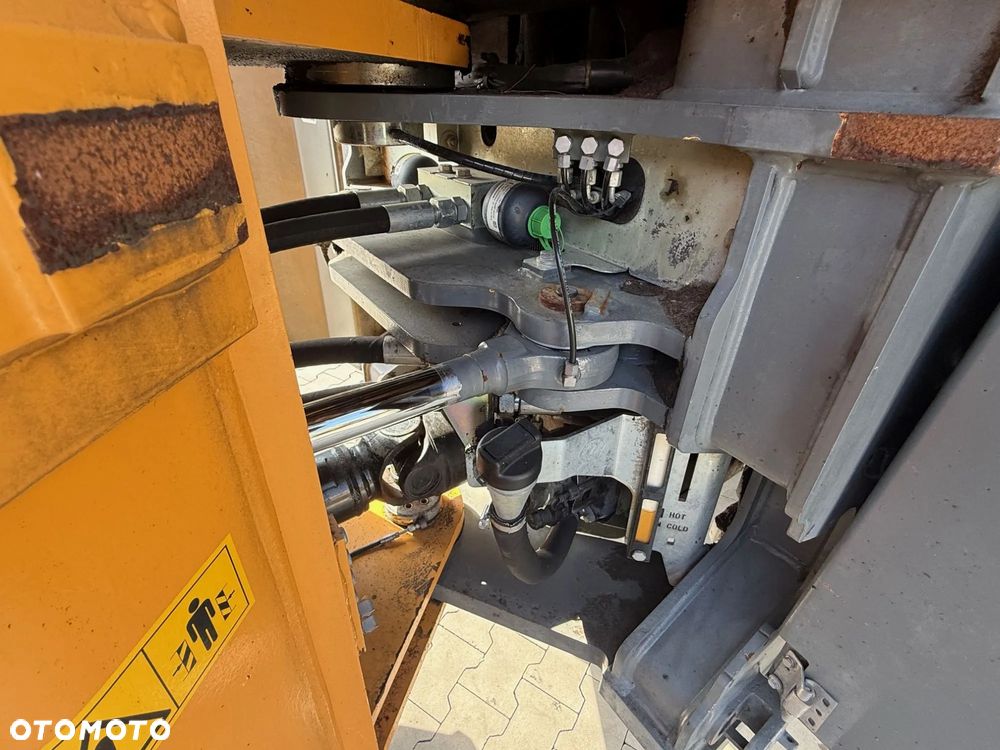 Liebherr L 550 X Power - 6