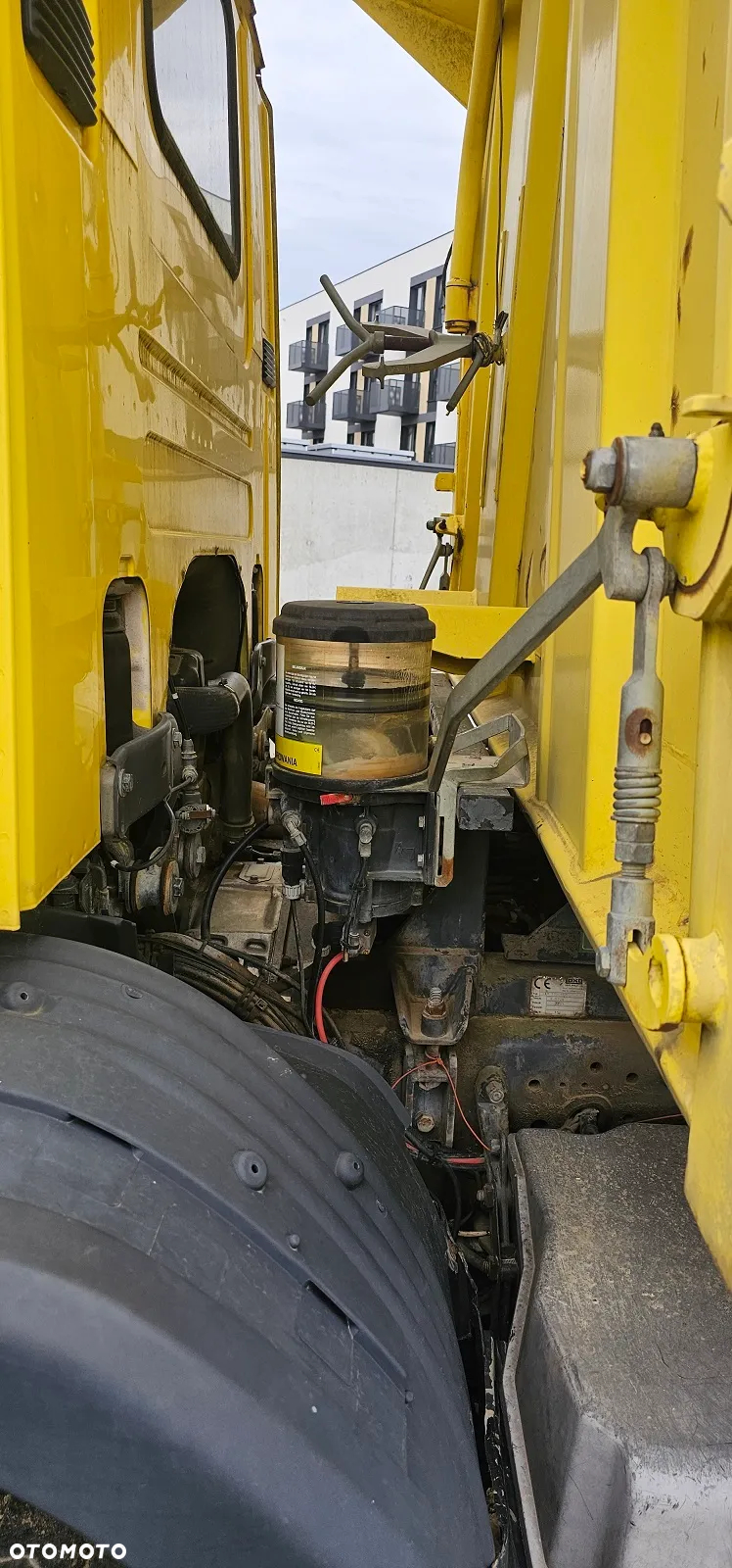 Scania 94C 6X4 - 14