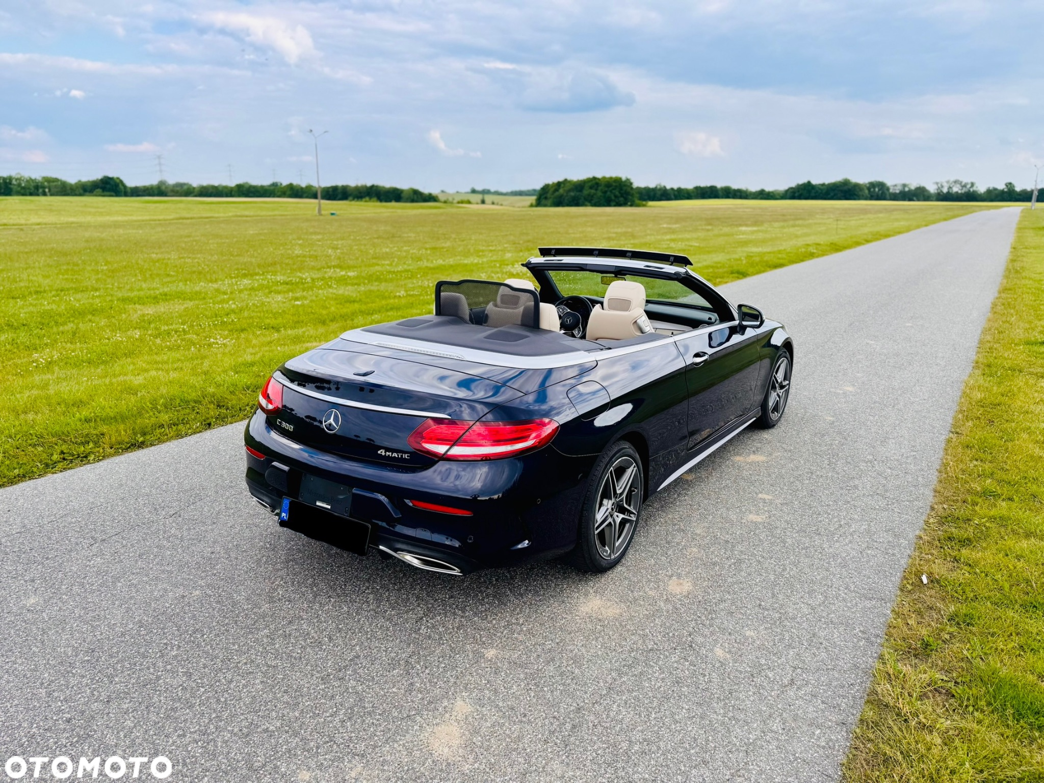 Mercedes-Benz Klasa C 300 4Matic 9G-TRONIC AMG Line - 14