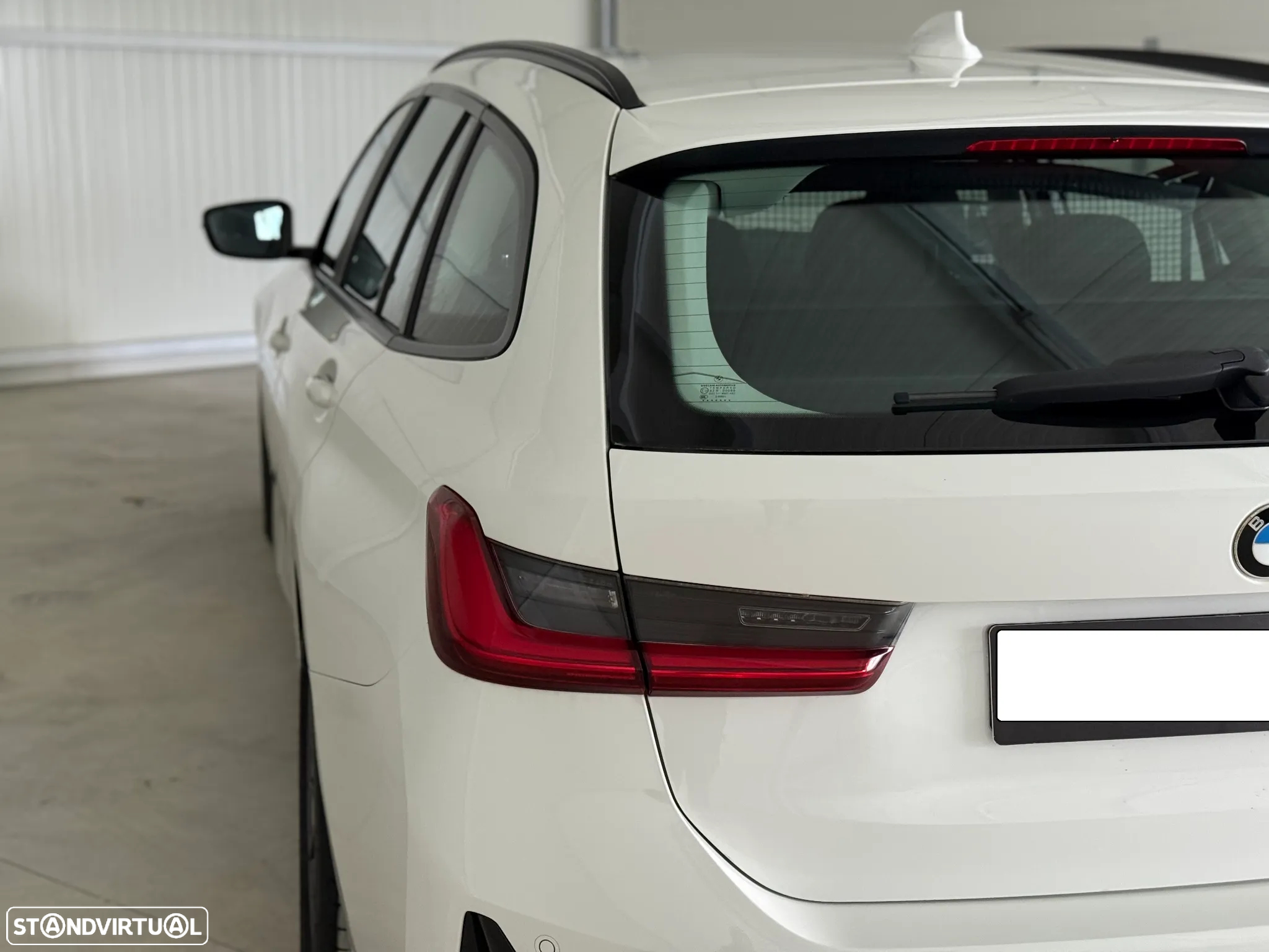 BMW 318 d Touring - 26