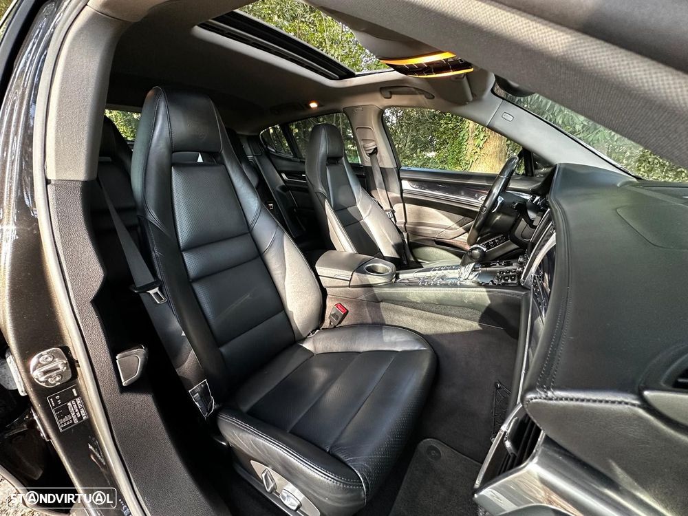 Porsche Panamera S PDK - 35