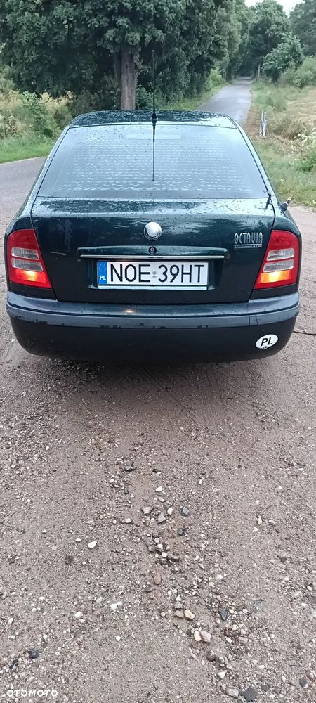 Skoda Octavia 1.6 GLX - 4