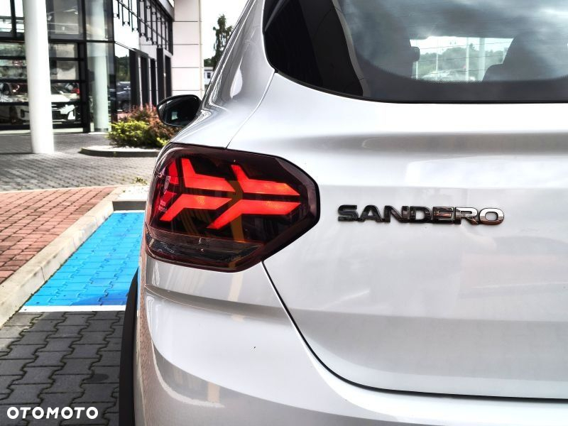 Dacia Sandero - 10