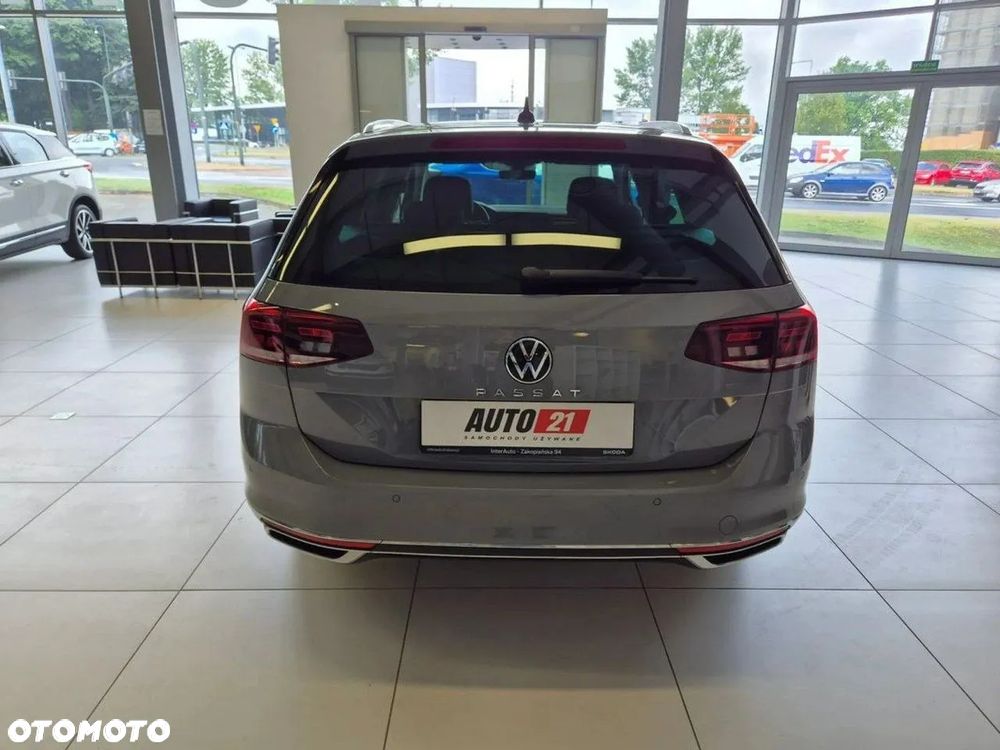 Volkswagen Passat 2.0 TDI Elegance DSG - 7