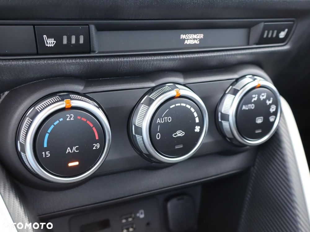 Mazda 2 - 13