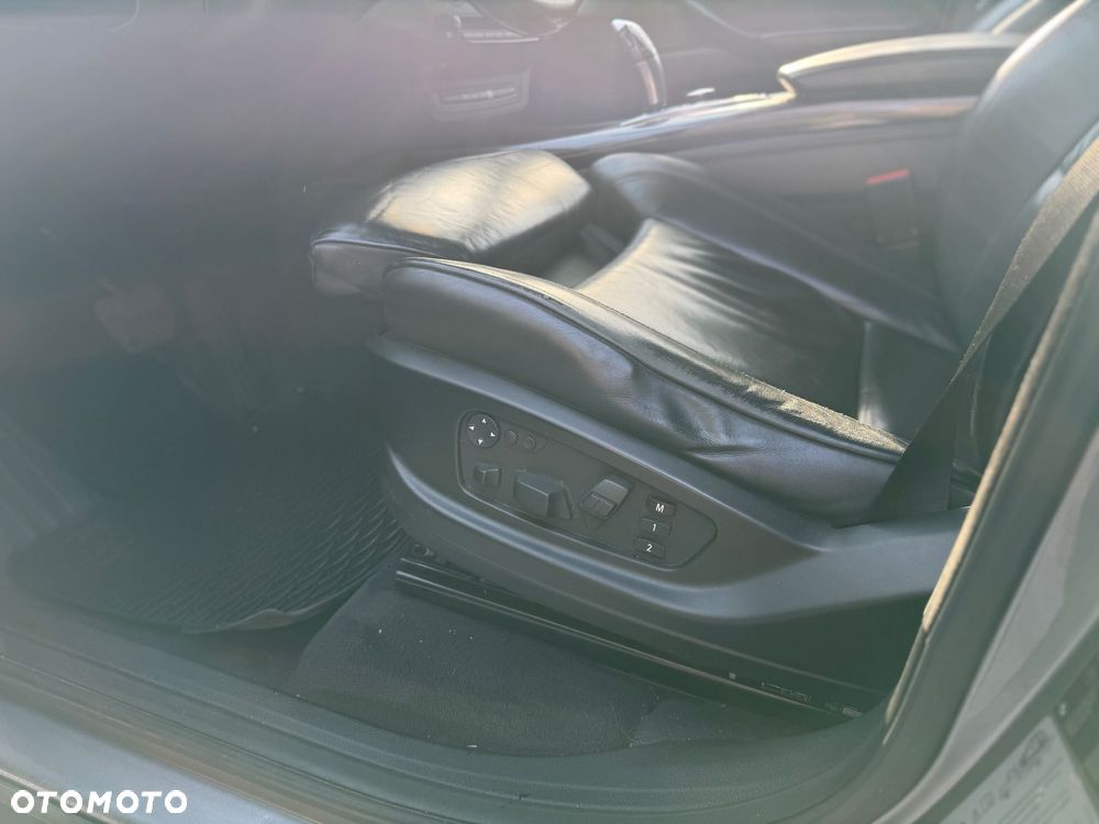 BMW X5 xDrive35d - 12