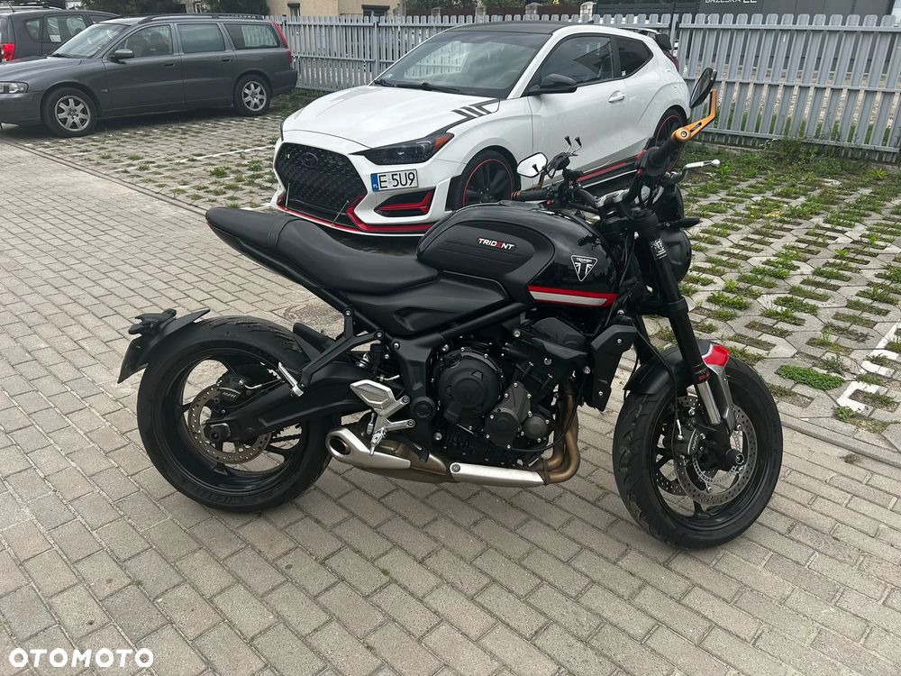 Triumph Trident - 2