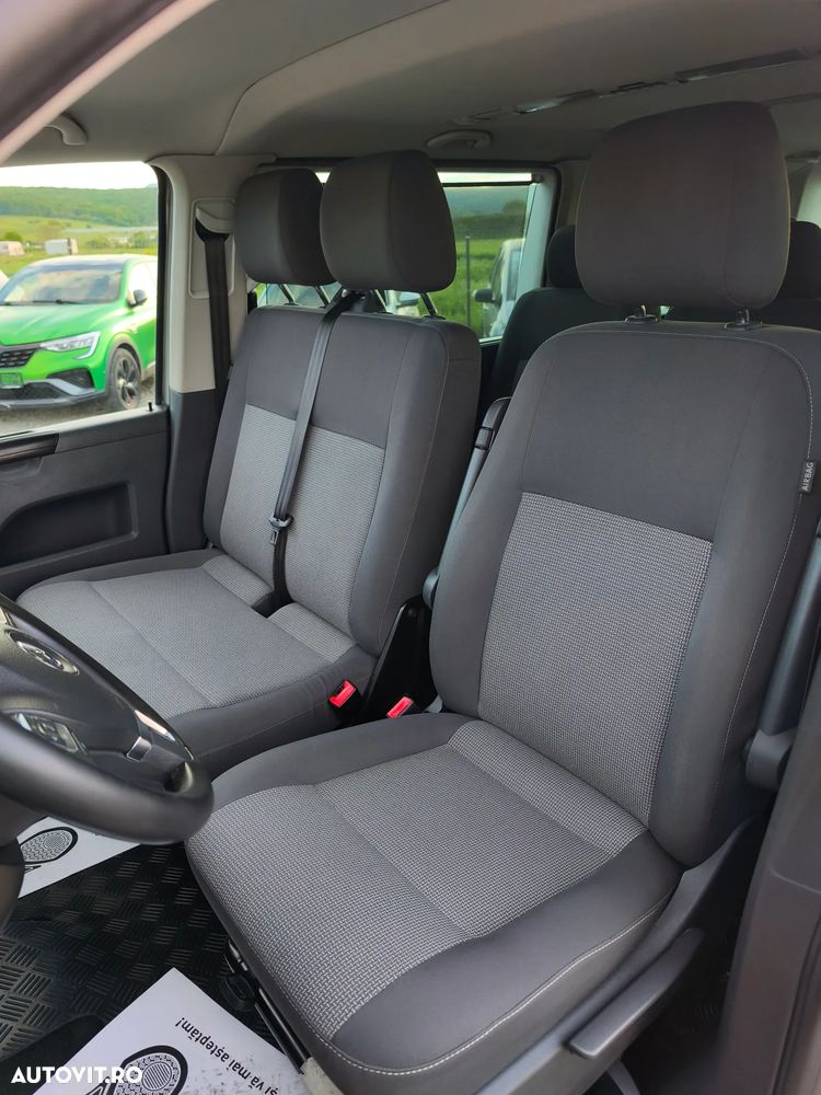 Volkswagen Caravelle - 21