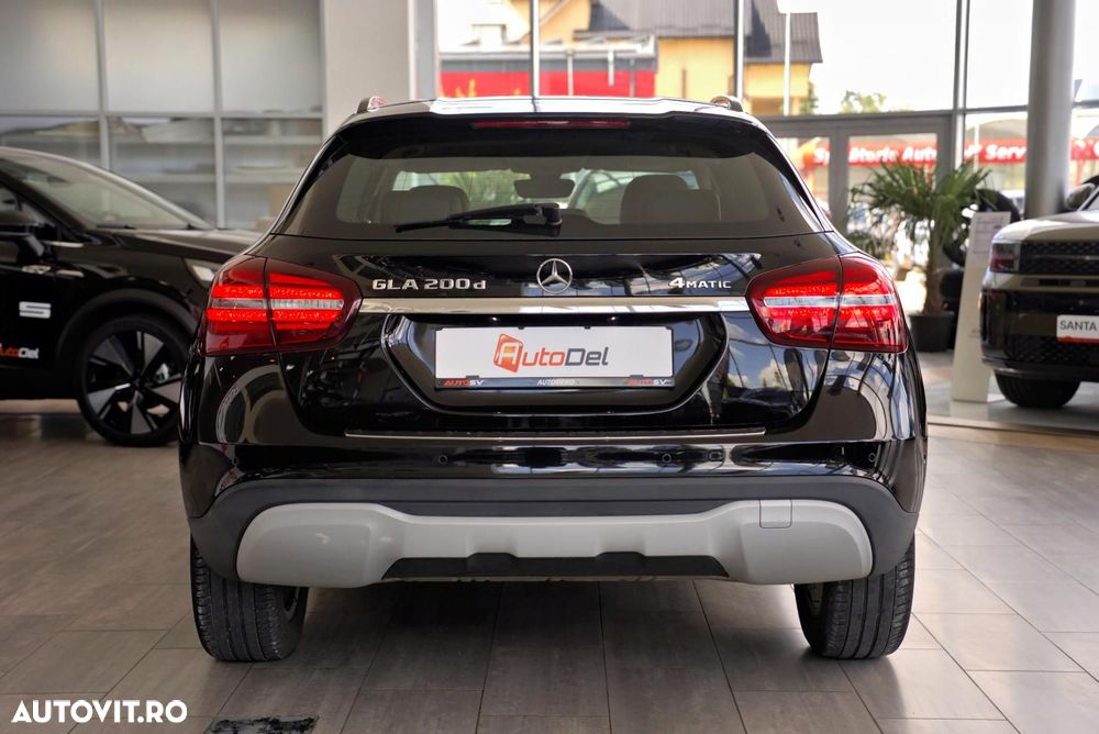 Mercedes-Benz GLA 200 d 4MATIC Aut. - 7