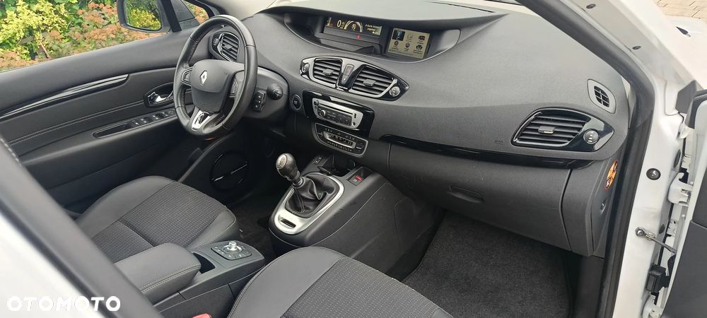 Renault Grand Scenic Energy dCi 130 Euro 6 S&S Bose Edition - 11