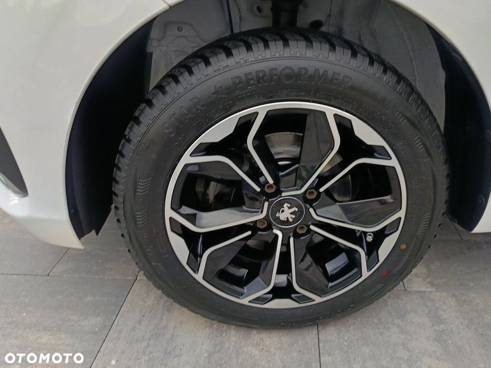 Peugeot 108 VTI 68 ETG5 Top Allure - 23