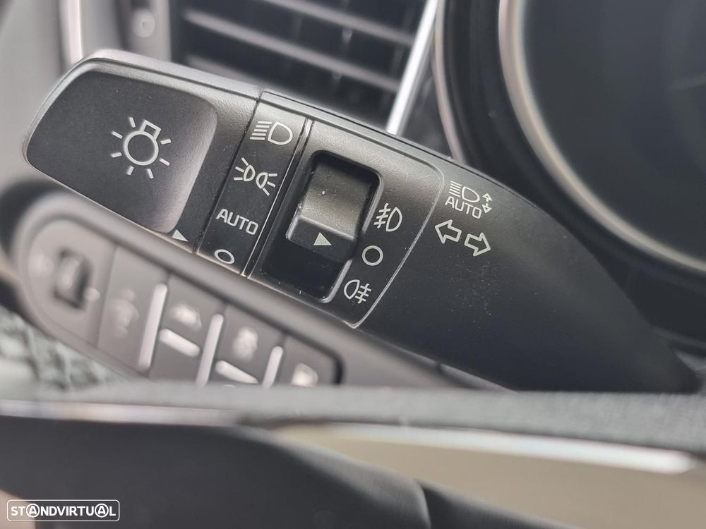 Kia XCeed 1.6 GDi PHEV Drive - 38