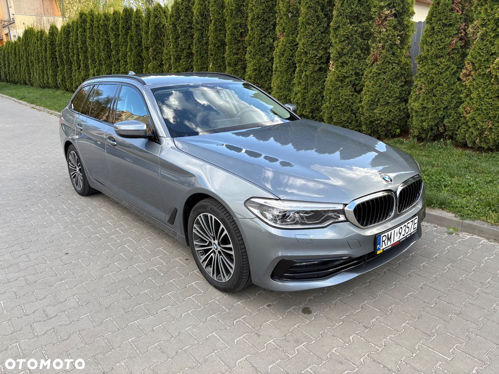 BMW Seria 5 520i Sport Line - 1