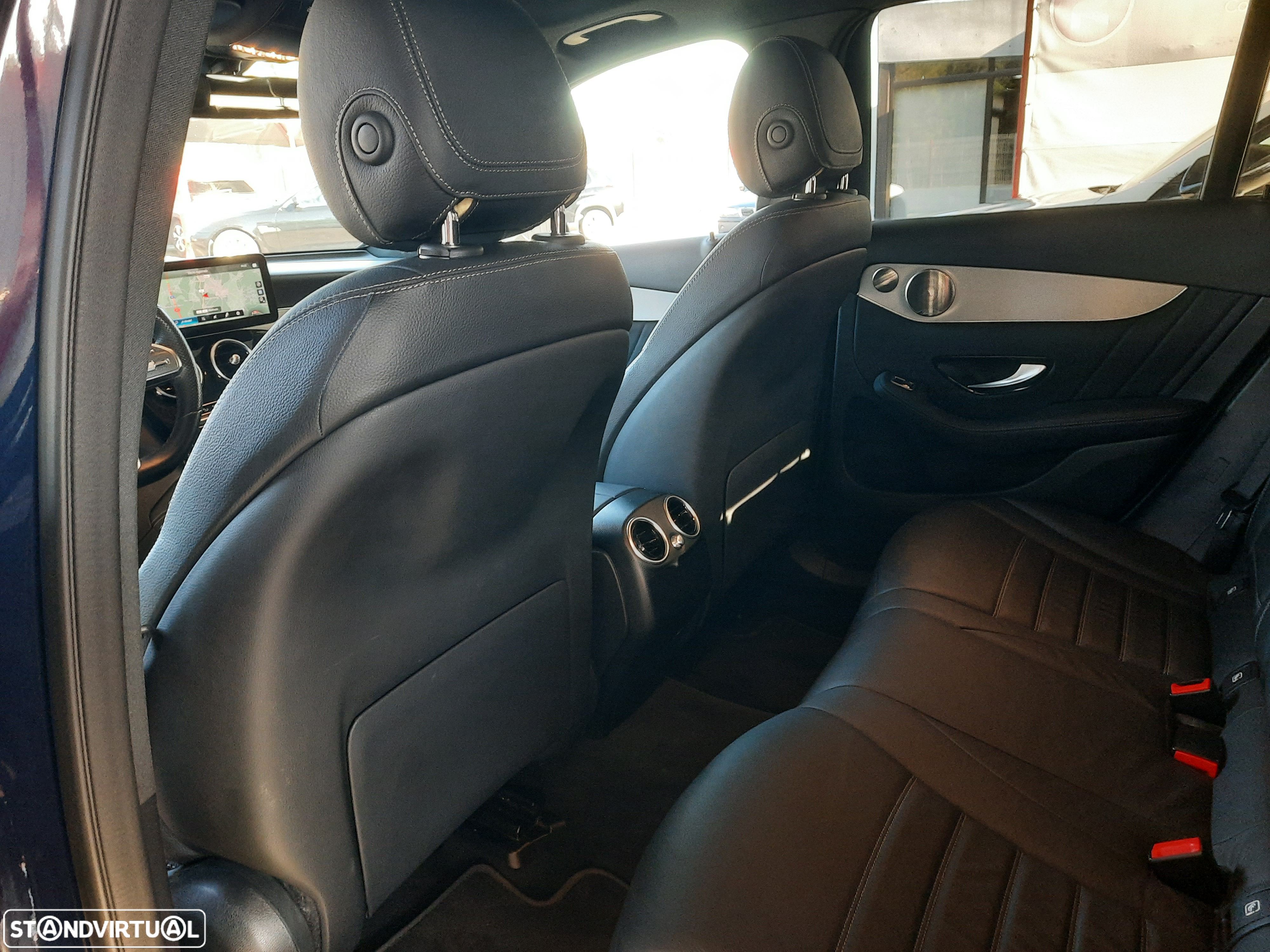 Mercedes-Benz GLC 300 de 4Matic - 32