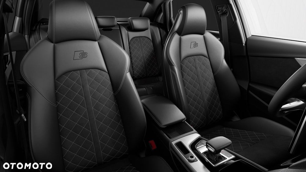 Audi A4 Limousine 40 TFSI mHEV Quattro S tronic - 4