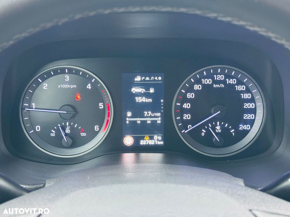 Hyundai Tucson blue 1.7 CRDi 2WD Passion Plus - 33