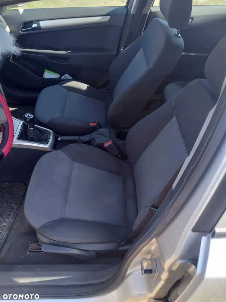 Opel Astra - 2